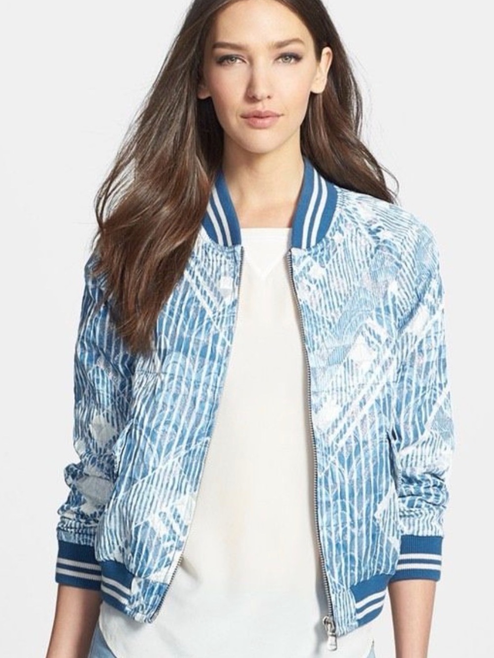 Marc by Marc Jacobs Matelesse Blue Silk Embroidered Bomber Jacket size medium